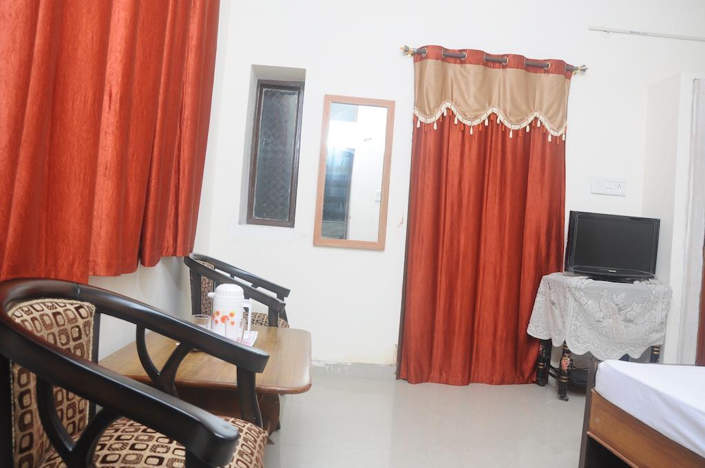 Ashish Villa Guest House จ๊อดปูร์ ห้อง รูปภาพ