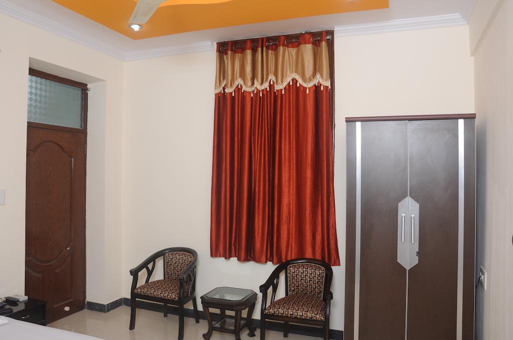 Ashish Villa Guest House จ๊อดปูร์ ห้อง รูปภาพ