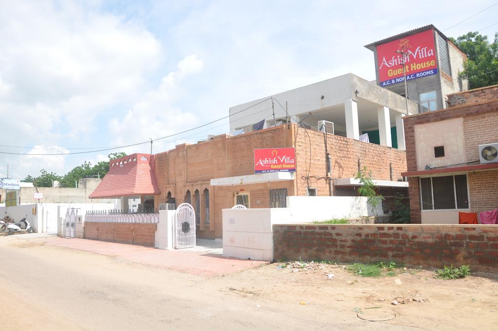 Ashish Villa Guest House จ๊อดปูร์ ภายนอก รูปภาพ