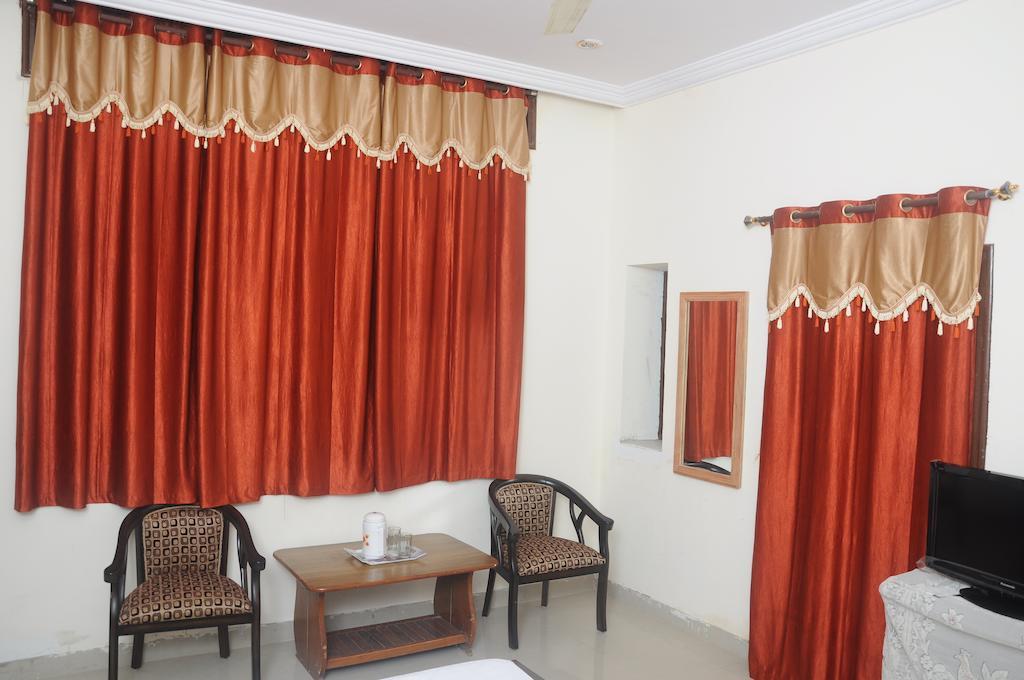Ashish Villa Guest House จ๊อดปูร์ ห้อง รูปภาพ