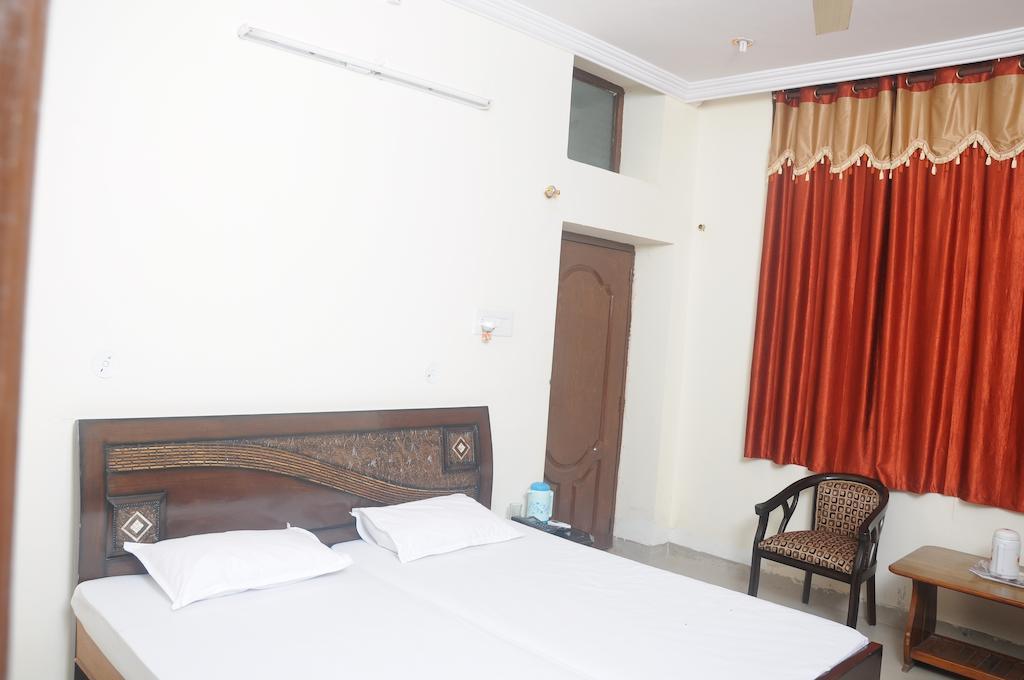 Ashish Villa Guest House จ๊อดปูร์ ห้อง รูปภาพ